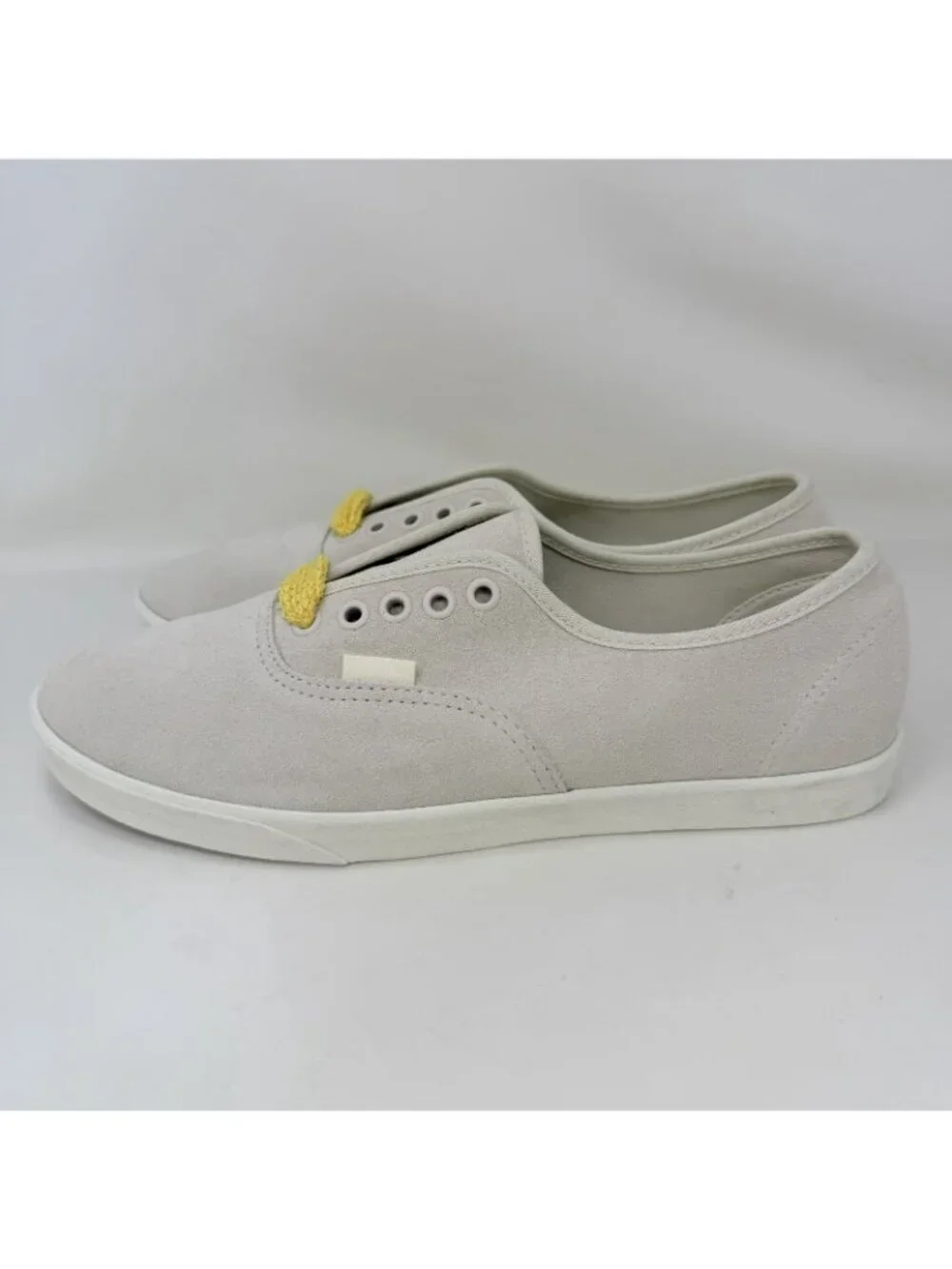 Vans Authentic Low Pro Fat Lace Suede Sneakers Shoes Beige Women's Size 9.5